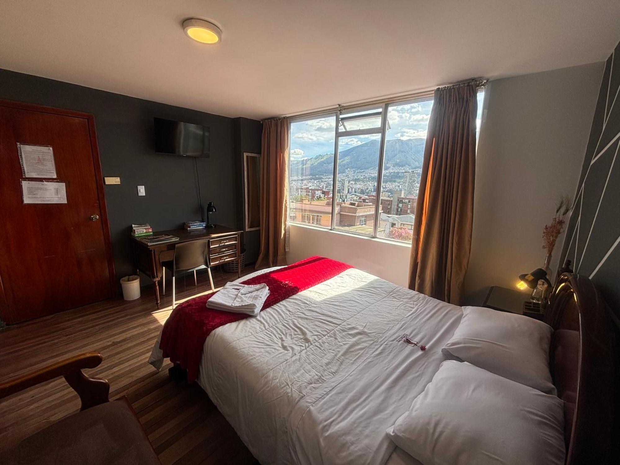 St. Gallen Haus Bed & Breakfast Quito Dış mekan fotoğraf